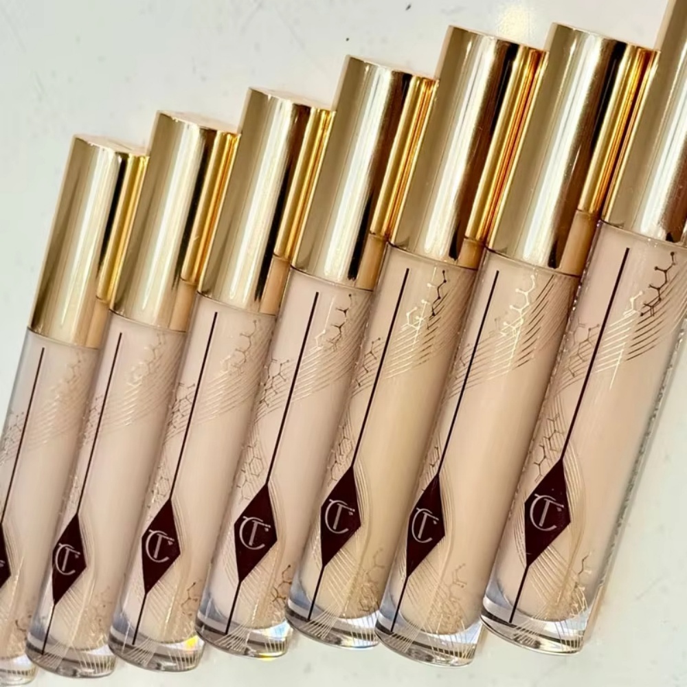 ชาร์ลอตต์ ทิลบูรี ฮอลลีวูด ฟลอ - Makeup Fixing Mist บทวิจารณ์และราคา