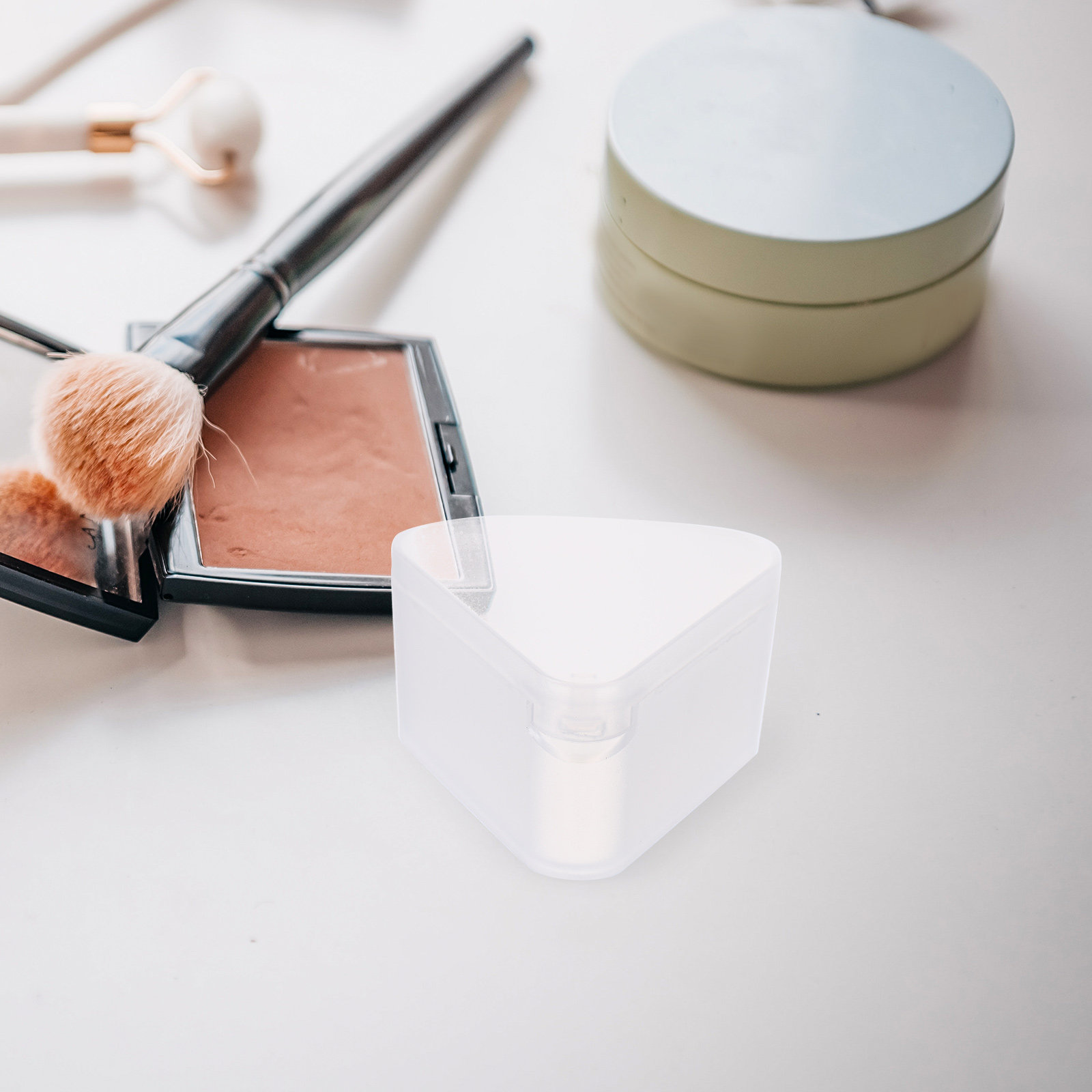 กล่องใส่พัฟแต่งหน้าทรงสามเหลี่ - Beauty Makeup Sponge บทวิจารณ์และราคา