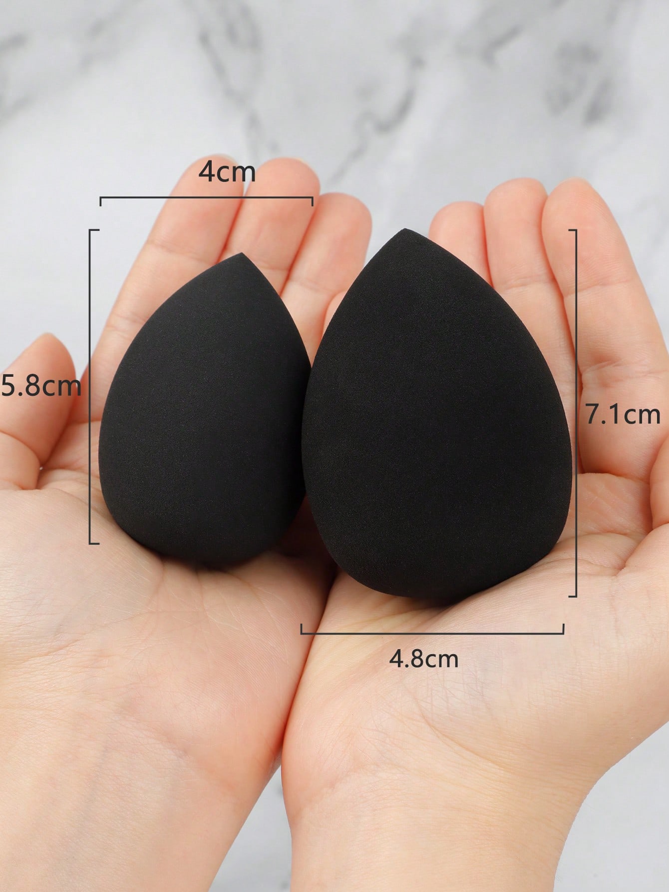 ฟองน้ำแต่งหน้าทรงหยดน้ำสีดำ 10 - Beauty Blender In Makeup บทวิจารณ์และราคา
